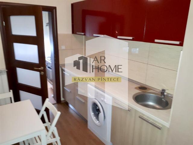 Inchiriere apartament 2 camere, zona Cantacuzino, Ploiesti