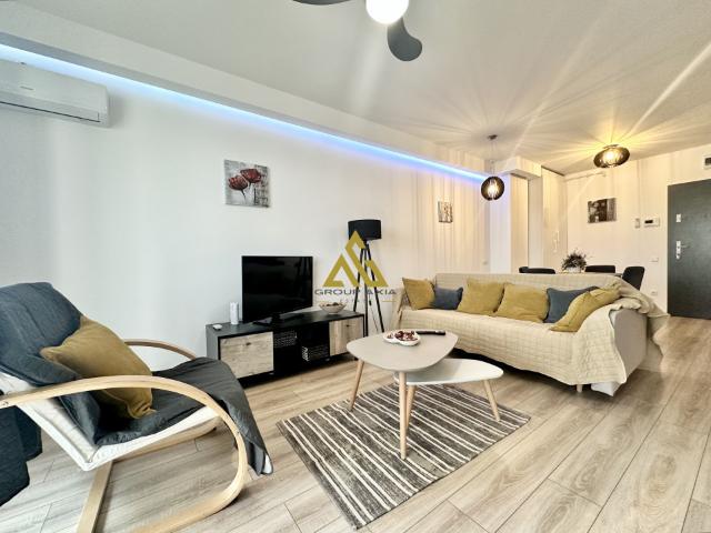 Inchiriere Apartament 2 camere, zona centrala Scala Center, garaj