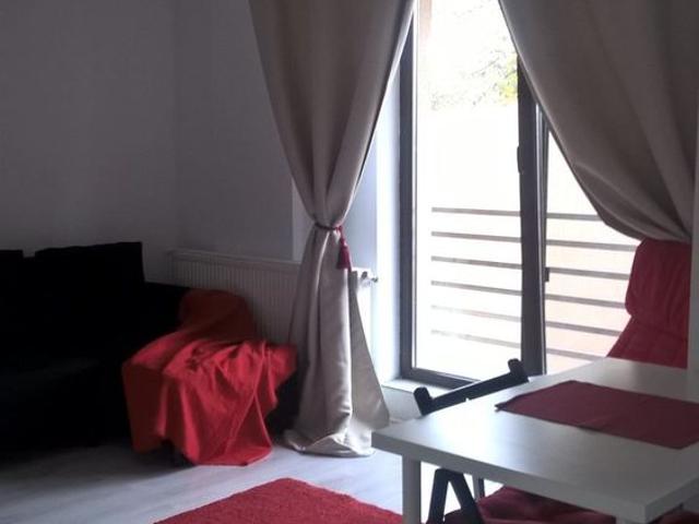 Închiriere Apartament 2 Camere, Zona Pod Constanța