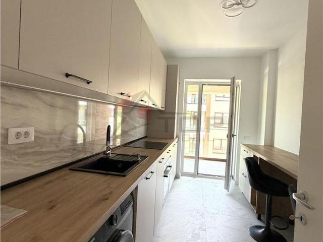 Inchiriere apartament 2 camere+loc de parcare Moara de Vant, Complex