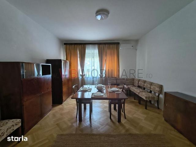 Închiriere apartament 4 camere, 153 mp, mobilat și utilat parter