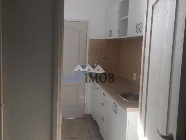 Inchiriere apartament 4 camere. Clucerului