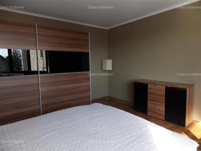 Inchiriere apartament 4 camere de LUX in Gruia zona Rosetti