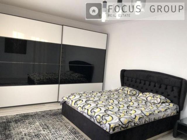 Închiriere apartament 4 camere HerAstrAu/ AviaTiei
