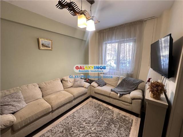 Inchiriere apartament 4 camere, in Ploiesti, zona 9 Mai