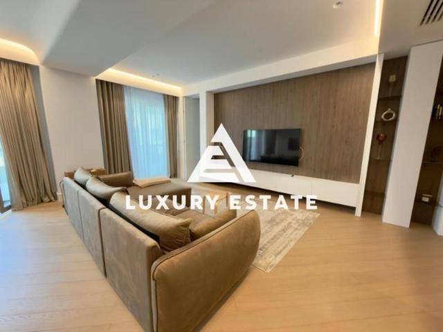 Inchiriere apartament 4 camere mobilat zona Iancu Nicolae Cambridge School