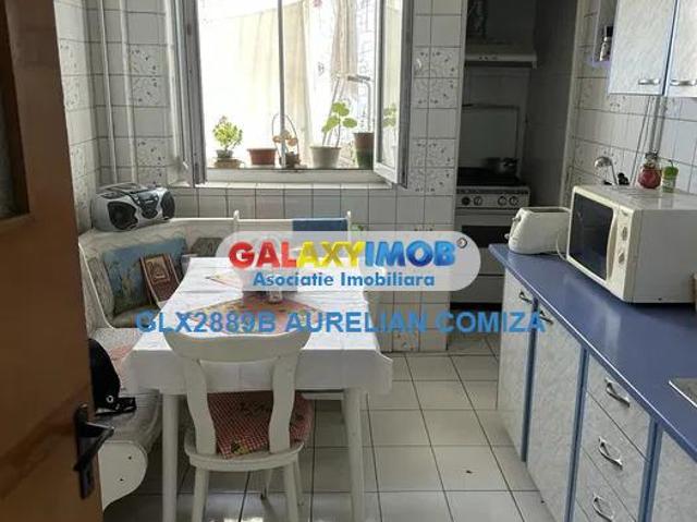 inchiriere apartament 4 camre trafic greu liberty mall