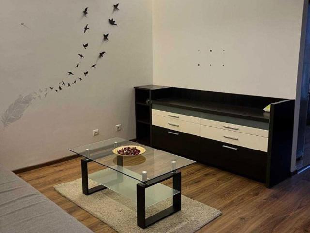 Inchiriere Apartament cu 2 camere In Apropiere Guri de Metrou Titan