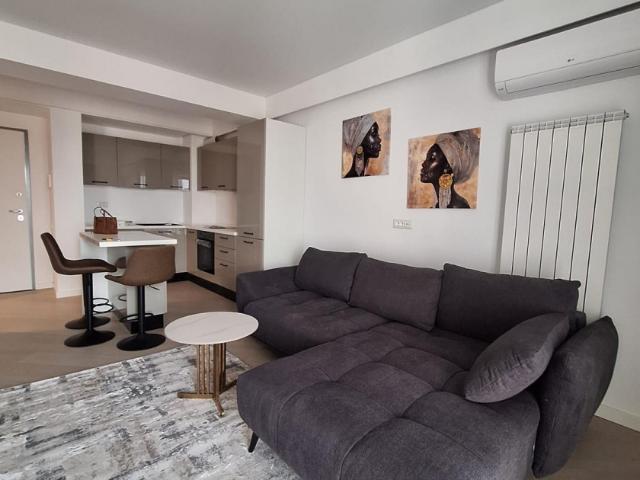 Închiriere apartament de 2 camere Cortina North Sector 1 Bucuresti