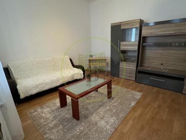 Inchiriere apartament de 85 mp. la casa, str Rosiori