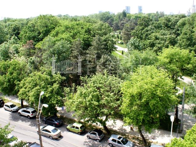 Inchiriere apartament de lux 4 camere cu vedere la parcul Herastrau