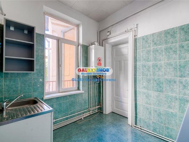 Inchiriere apartament in vila 3 camere+receptie Parcul Carol