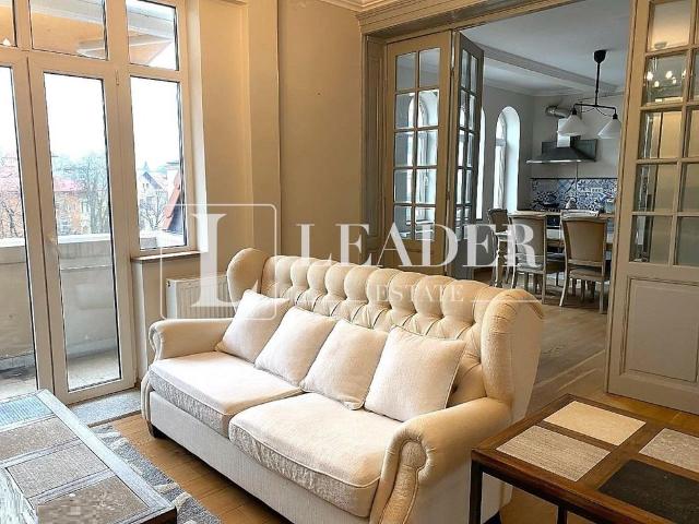 Inchiriere apartament in vila I Kiseleff Aviatorilor