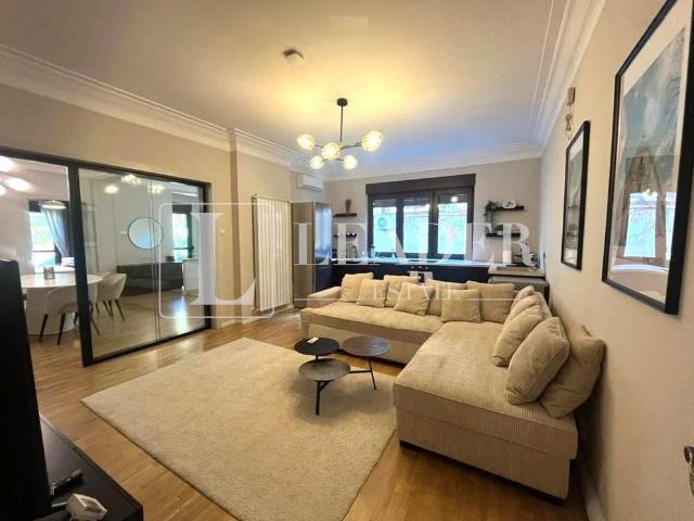 Inchiriere apartament in vila I Kiseleff