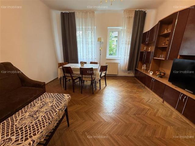 Inchiriere apartament la casa,are curte si garaj zona hotel Napoca