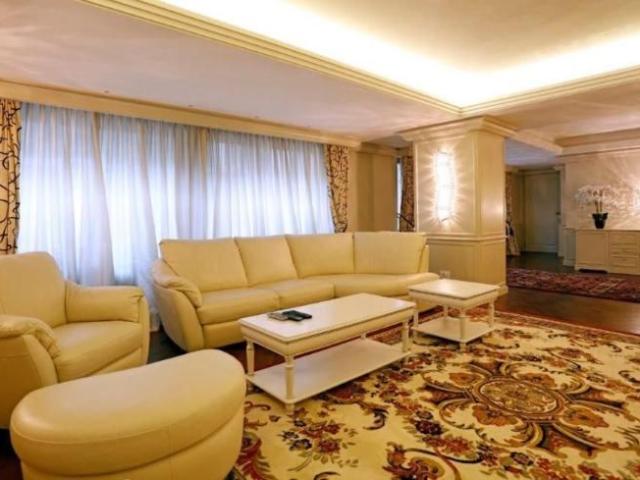Inchiriere apartament LUX 3 camere zona Piata Victorie, bloc nou, exclusiv