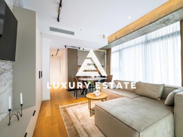 Inchiriere apartament mobilat cu 3 camere acces piscina zona Floreasca