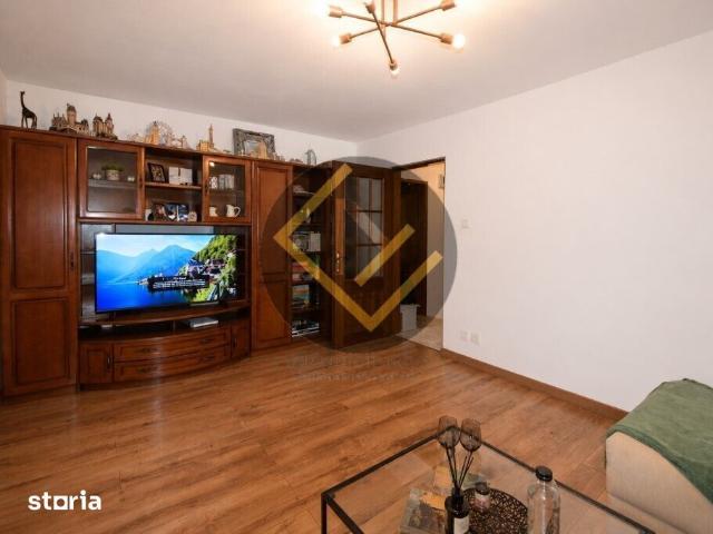 Inchiriere apartament mobilat MODERN Renovat