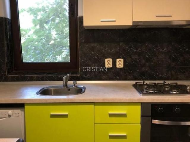 INCHIRIERE APARTAMENT PRIMAVERII