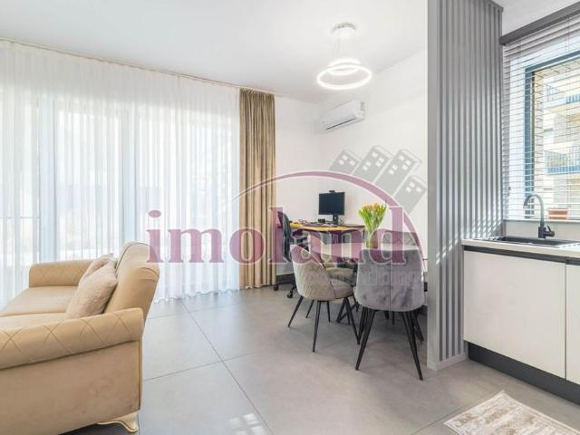 Inchiriere apartament tip duplex 3 camere Avalon Es.