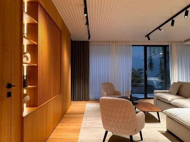 Inchiriere Apartament Unic 3 Camere in Zona Primaverii