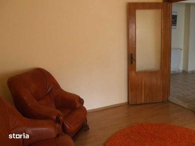 Inchiriere Apartament zona CORA, Bacau