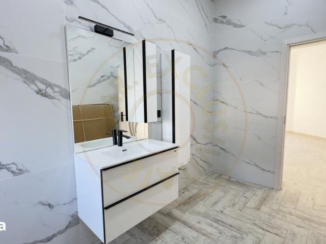Inchiriere Casa 3 camere 154 mp, Teren 630 mp Str. T. Vladimirescu