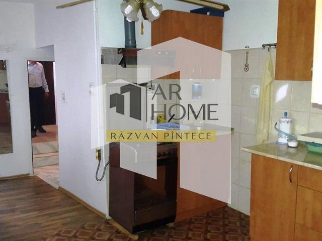 Inchiriere casa 3 camere, in Ploiesti, zona Nord