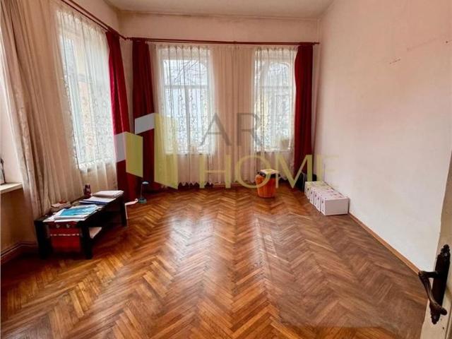 Inchiriere casa 4 camere plus dependinte in Ploiesti, zona ultracentra