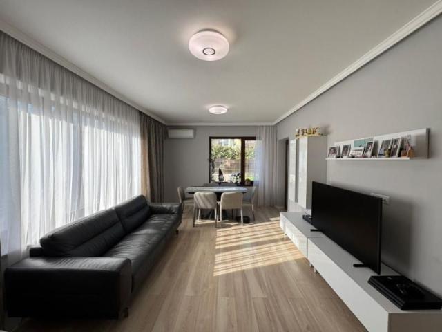Inchiriere casa noua cu etaj, 5 camere, 180 mp Manastur