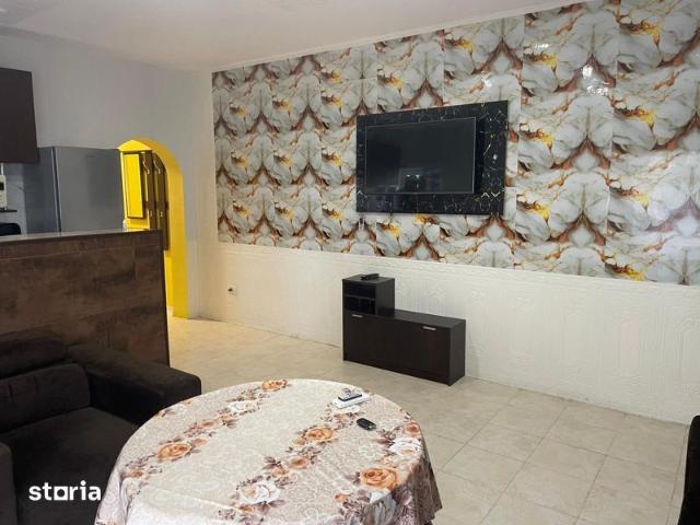 Inchiriere de sezon/ apartament in Mamaia Nord