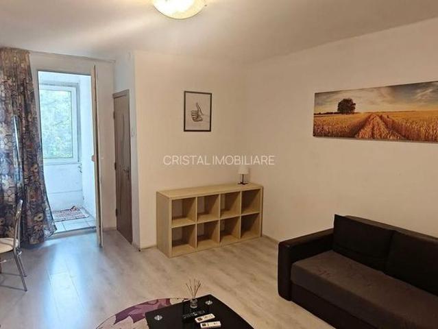 Închiriere Garsonieră 32 mp, renovată integral 2023, etaj 2, balcon, Sector 3