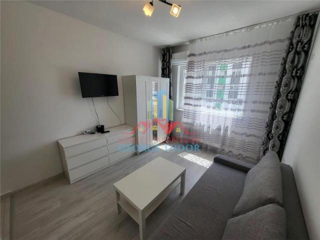 Inchiriere garsoniera Militari Residence Weiner 12