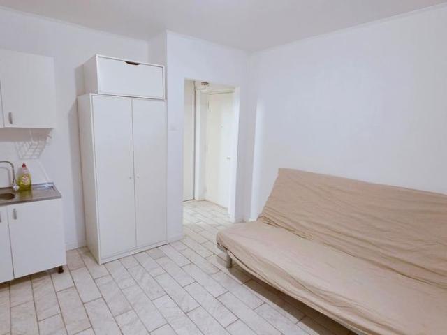 Inchiriere garsoniera Sala Palatului mobilata hochparter/8 stradala