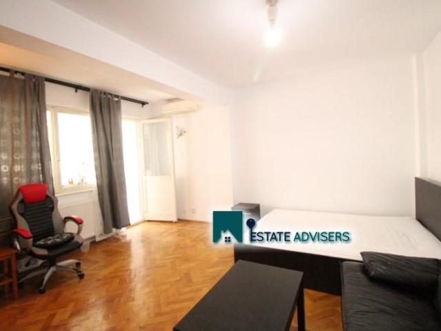 Inchiriere garsoniera spatioasa|bloc Liric|Cismigiu