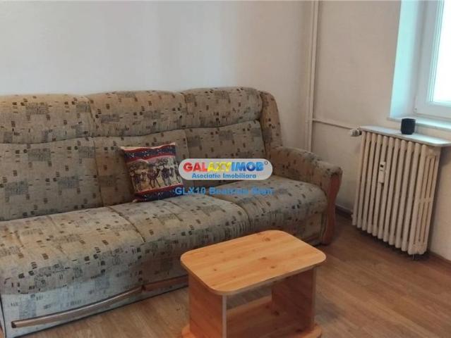 Inchiriere garsoniera spatioasa decomandata pe BD. DECEBAL