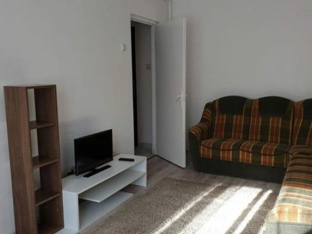 Inchiriere garsoniera zona Soarelui