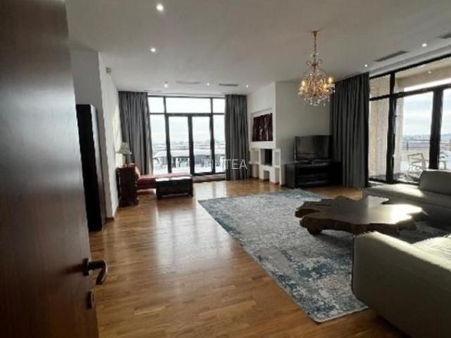 INCHIRIERE PENTHOUSE LUX ALEEA PRIVIGHETORILOR