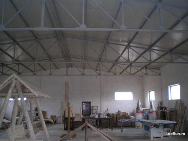 Inchiriere spatiu comercial hala