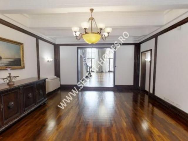 Inchiriere vila 17 camere *AVIATORILOR MANSION* Tur Virtual