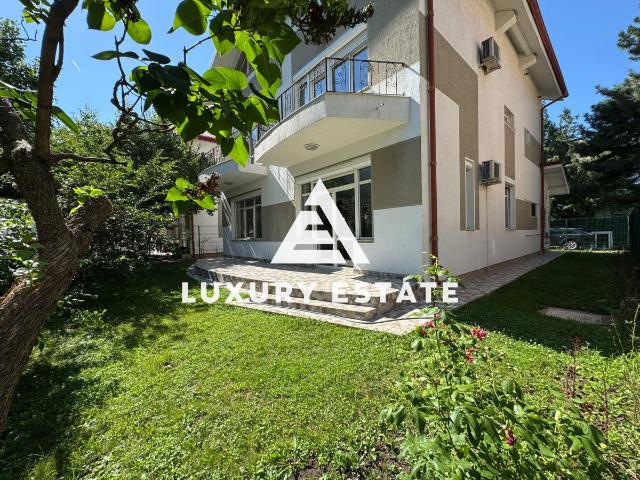 Inchiriere vila 6 dormitoare pretabila locuinta sau birouri zona Herastrau Nordului