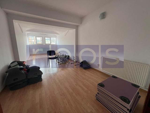 INCHIRIERE VILA 8 CAMERE | S+P+1+M