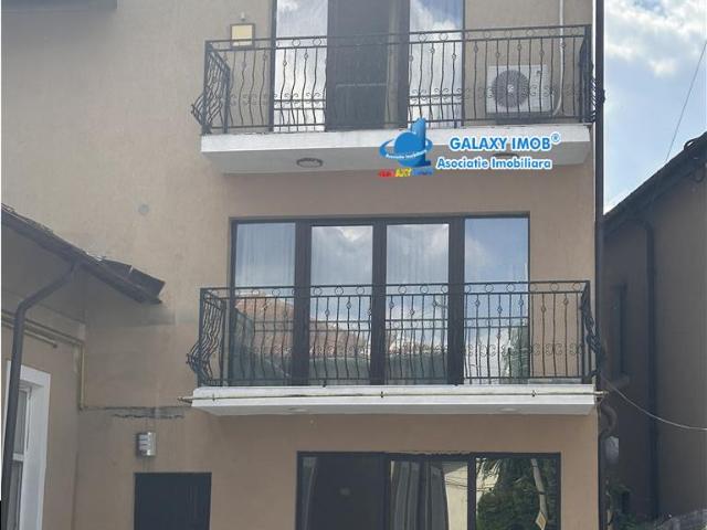 inchiriere vila de lux, 5 camere, in ploiesti, zona centrala