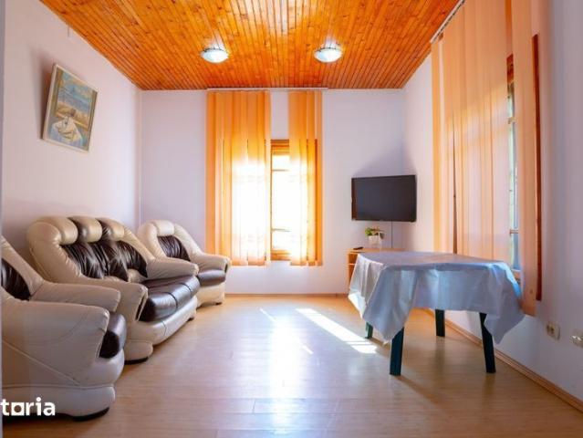 Închiriere Vila Mamaia Nord, 10 locuri in 5 camere
