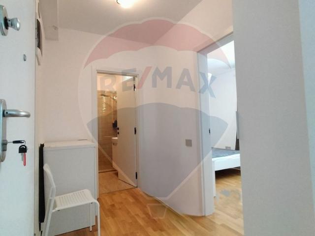 Inchiriere 2 camere bloc boutique parcare subterana Bd Dacia