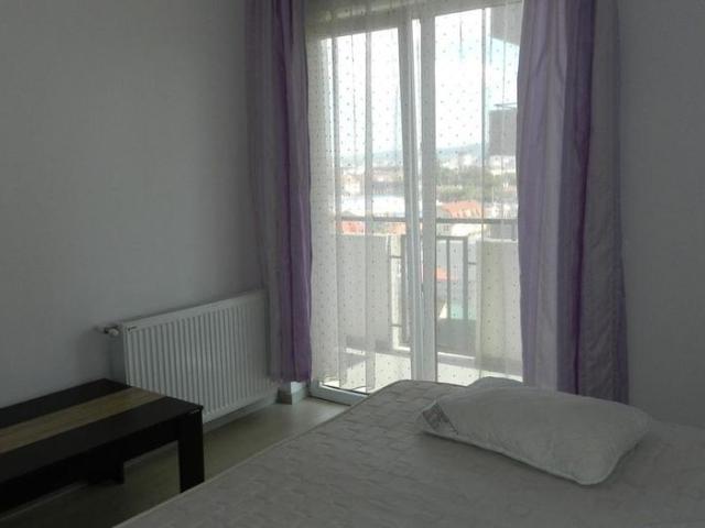 Închiriere 2 camere decomandat | 54 mp + balcon | Parcare subterană