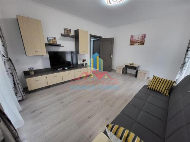 Inchiriere 2 camere decomandat Exigent Plaza Faza 3