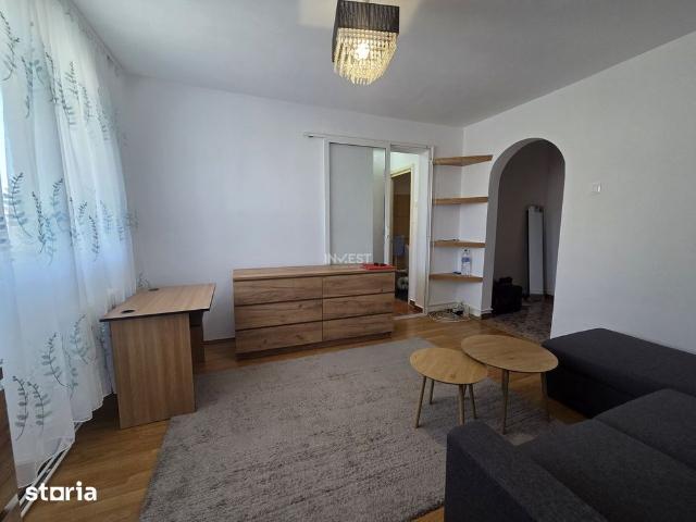 Inchiriere 2 camere Piata Alexandru cel Bun