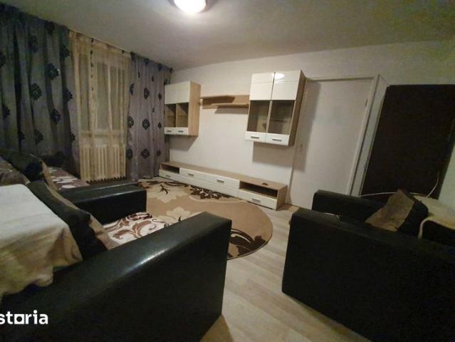 Inchiriere 2 camere semidecomandate, 300 Euro