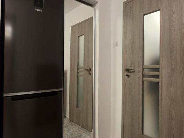 Inchiriere 2 camere Titan Baba Novac